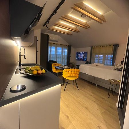 Nova Luxury Design Hotell Jezdovec Exteriör bild