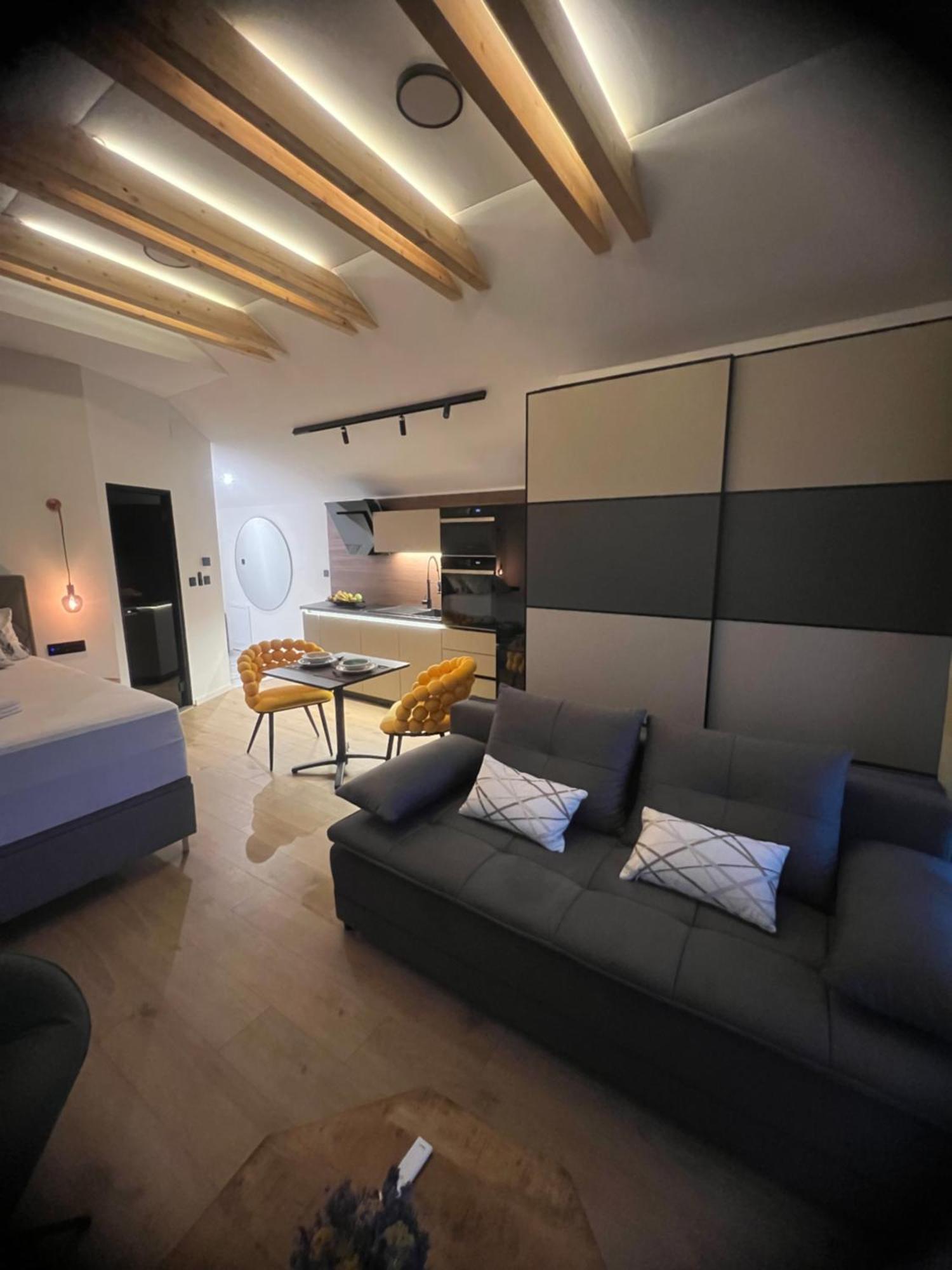 Nova Luxury Design Hotell Jezdovec Exteriör bild