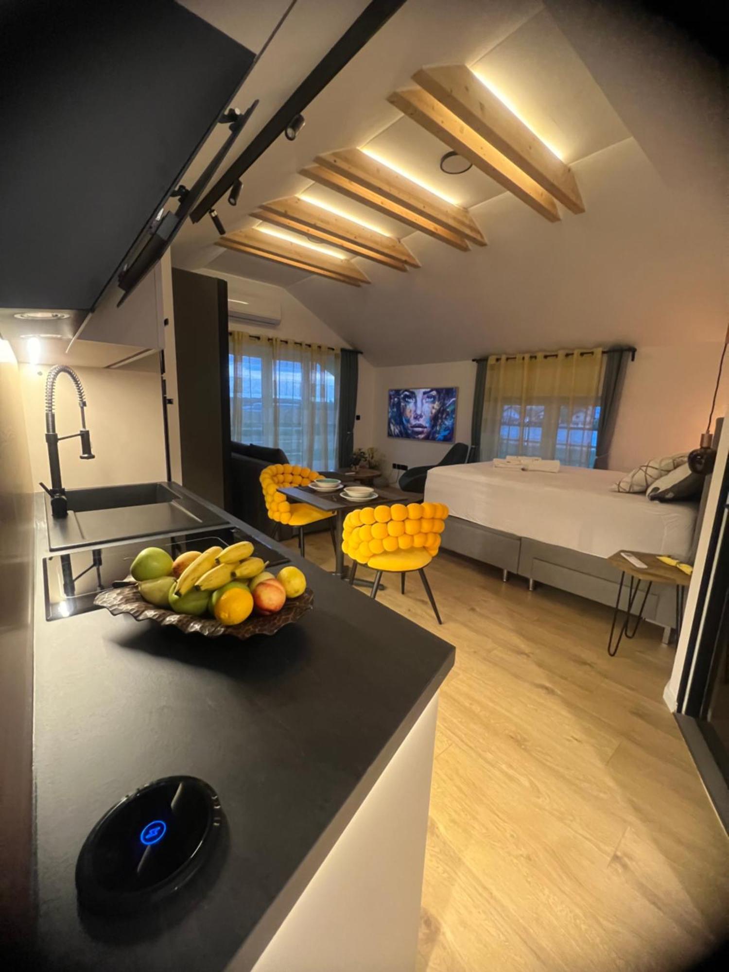 Nova Luxury Design Hotell Jezdovec Exteriör bild