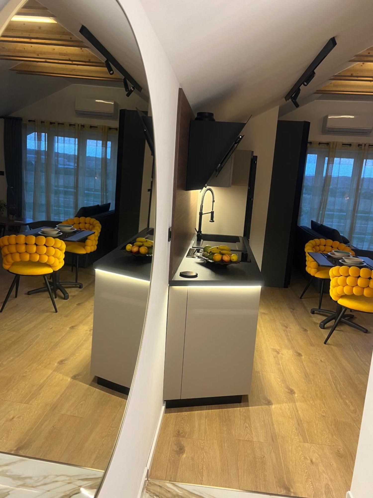 Nova Luxury Design Hotell Jezdovec Exteriör bild