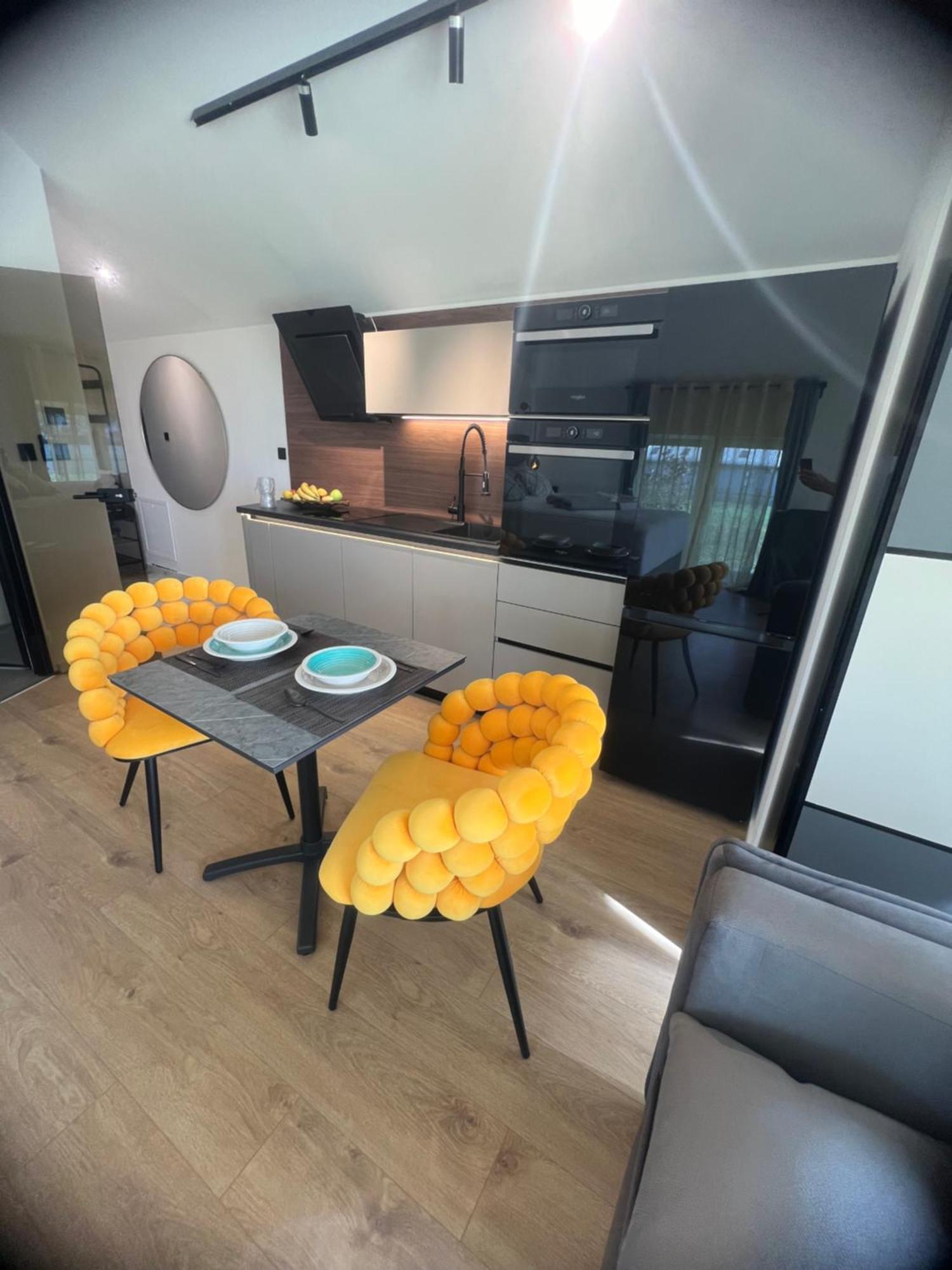 Nova Luxury Design Hotell Jezdovec Exteriör bild