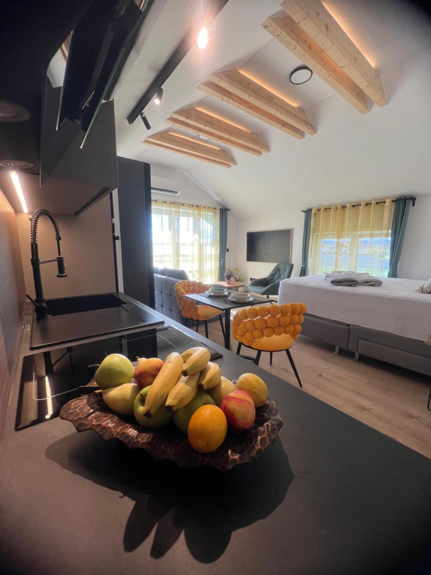 Nova Luxury Design Hotell Jezdovec Exteriör bild