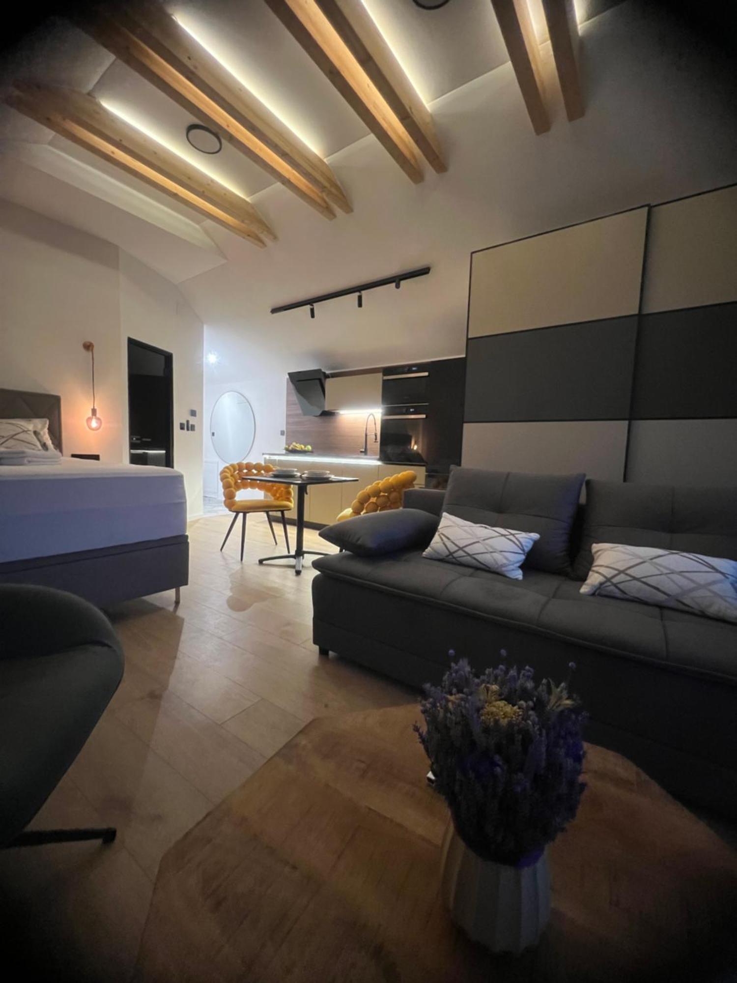 Nova Luxury Design Hotell Jezdovec Exteriör bild